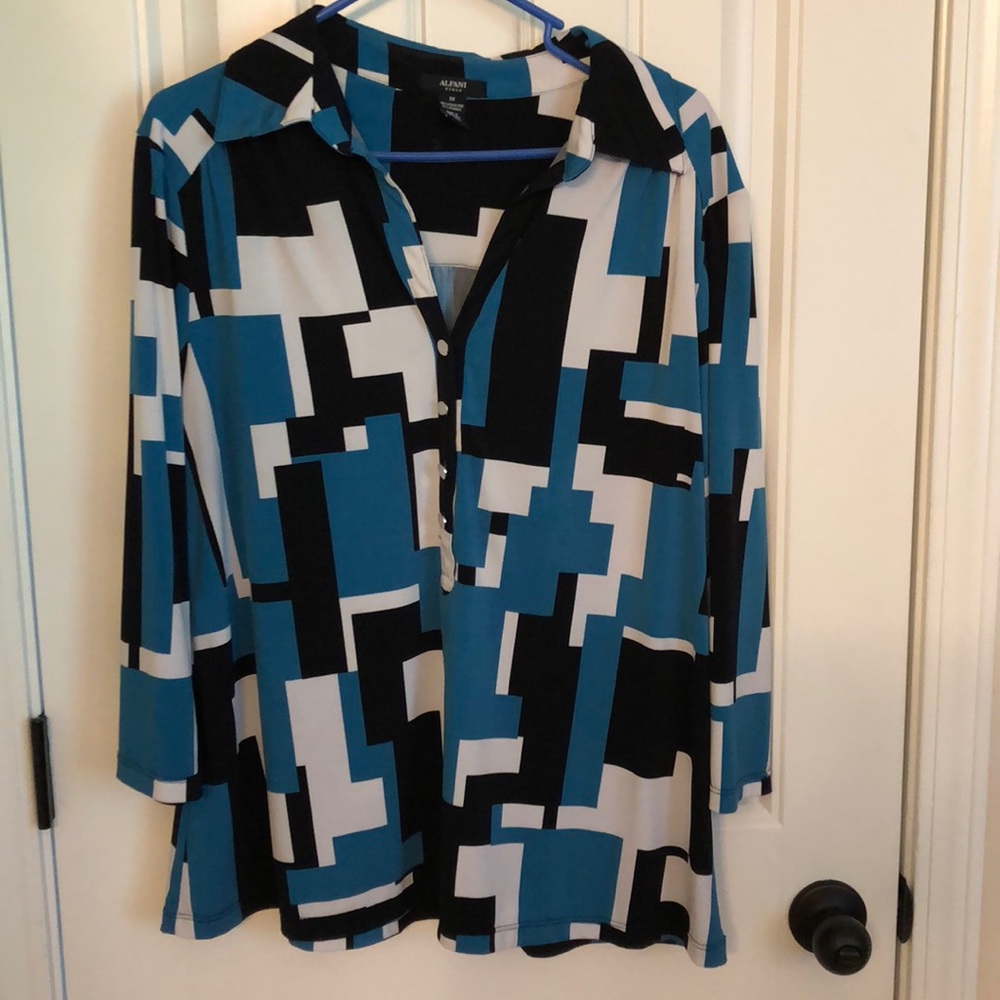 Alfani 1x Top. Gently worn